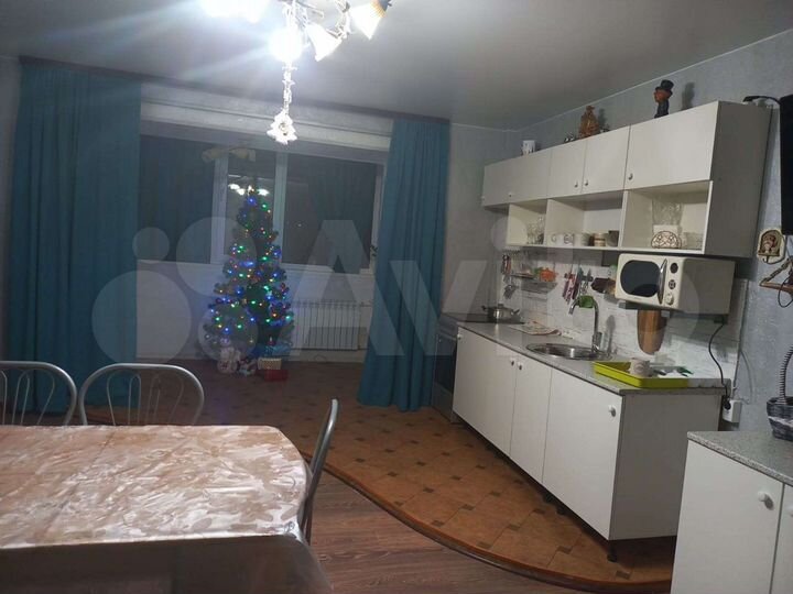 2-к. квартира, 60 м², 3/5 эт.