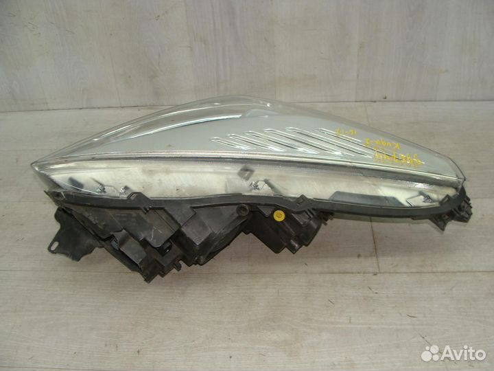 Фара правая Ford Kuga