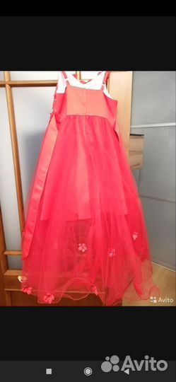 Платье нарядное