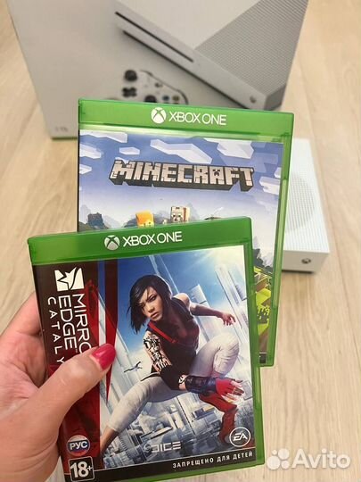 Xbox One s 1tb с играми