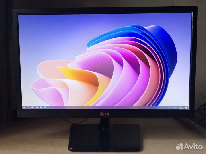 Монитор 23 iPS - Lg