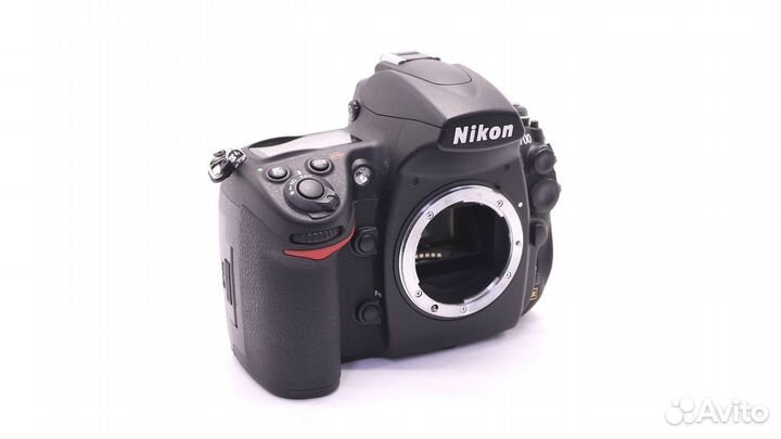 Nikon D700 body (пробег 4950 кадров)