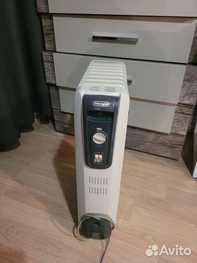 Масляный обогреватель delonghi 2000w