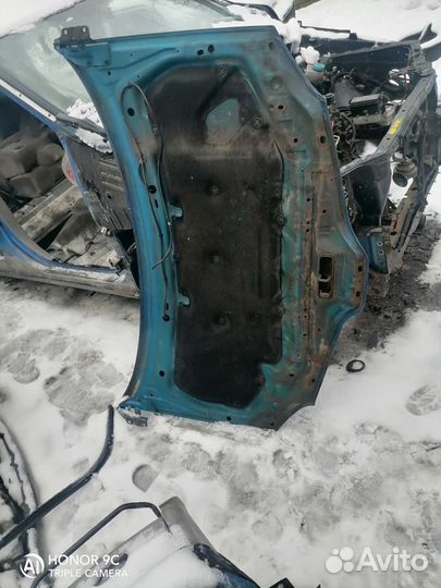Капот nissan almera tino
