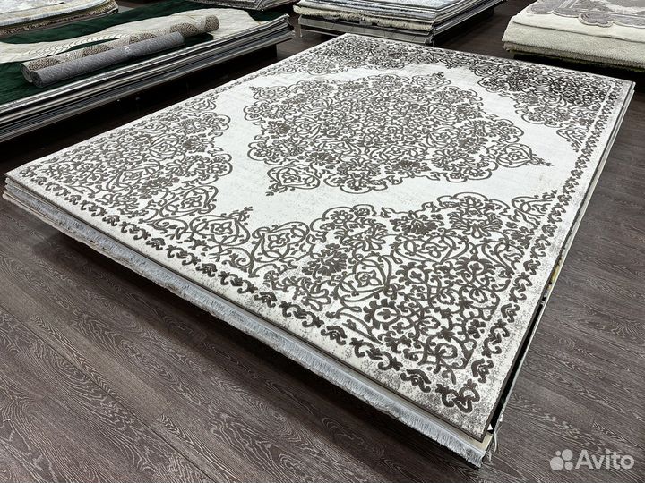 Ковер 3х4 новый классический, бежевый