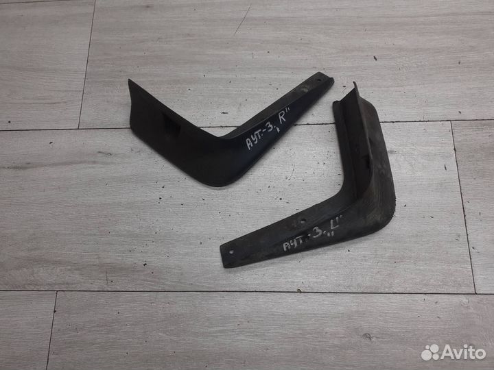 Брызговики задние Mitsubishi Outlander 3