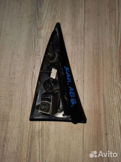 Накладка спойлера Renault kaptur Лев