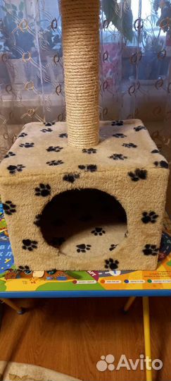 Домик для кошки с когтеточкой