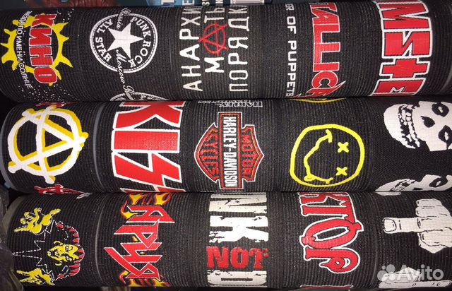 Напульсники резиновые рок