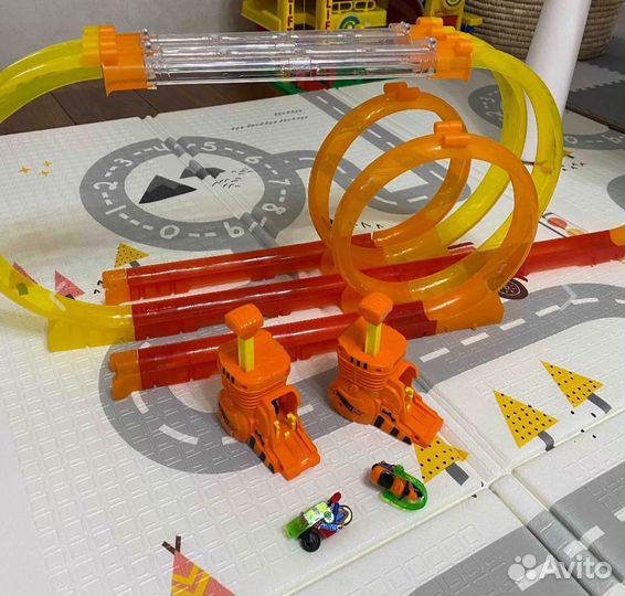 Hotwheels мото фристайл набор 