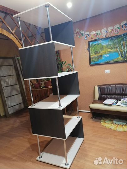 Стеллаж деревянный для книг