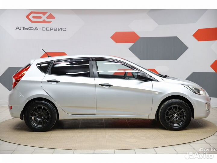 Hyundai Solaris 1.4 МТ, 2011, 197 203 км