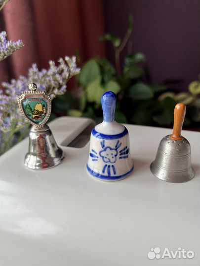 Сувенирные колокольчики коллекционные