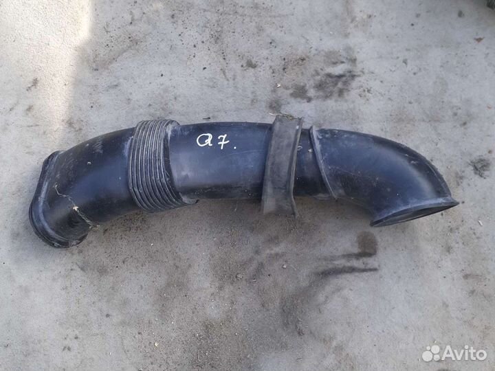 Патрубок воздушного фильтра Touareg/Cayenne/Q7