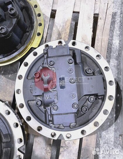 Мотор хода 401-00004