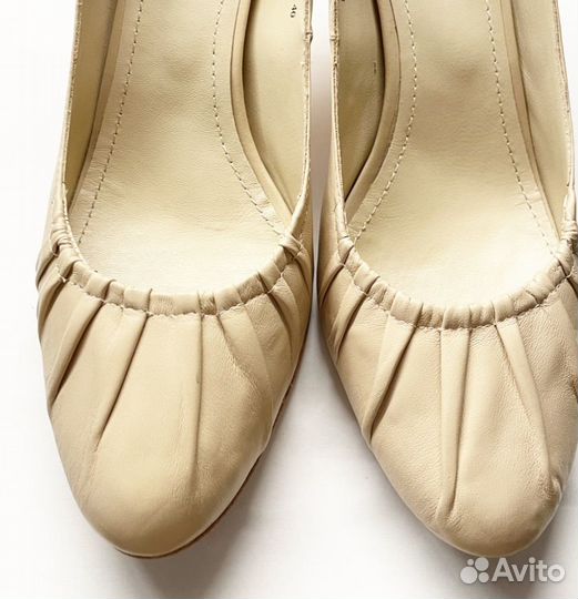 Туфли лодочки белые 40 светлый беж