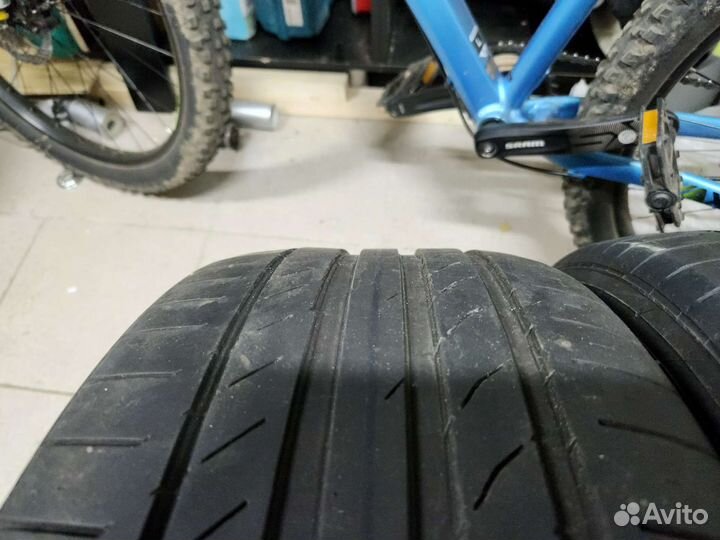 Continental ComfortContact - 5 235/45 R18