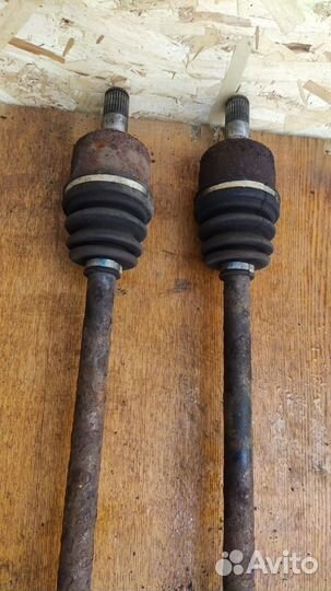 Привода задние Хенде Санта Фе 2 2.2 crdi