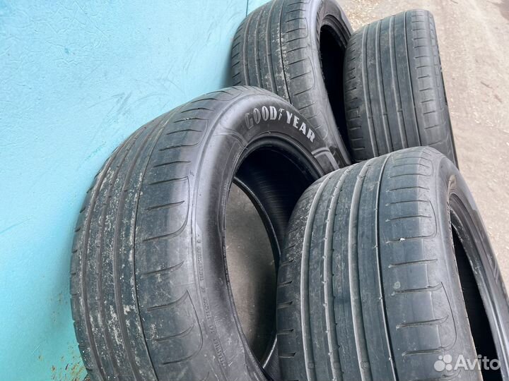 Goodyear Eagle F1 Asymmetric SUV 4x4 255/55 R19 111Y