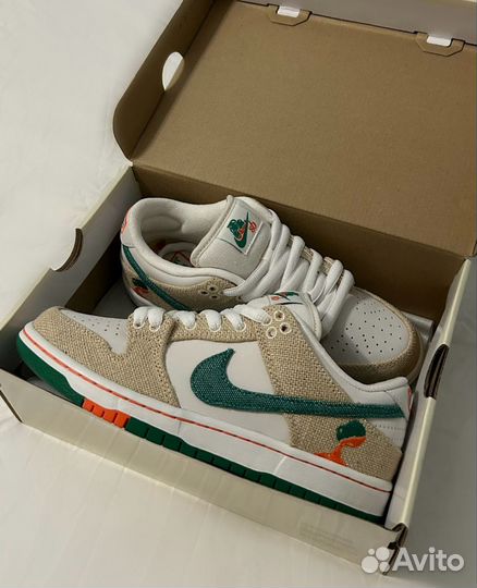 Nike Jarritos X Dunk Low SB