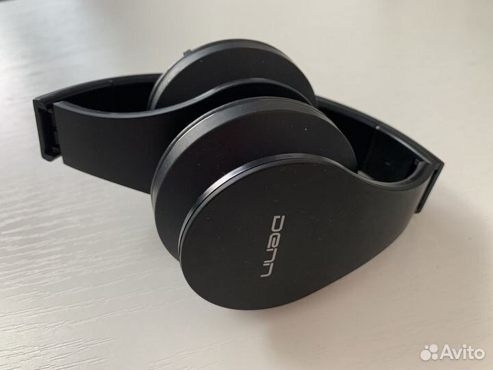 Беспроводные наушники denn BT