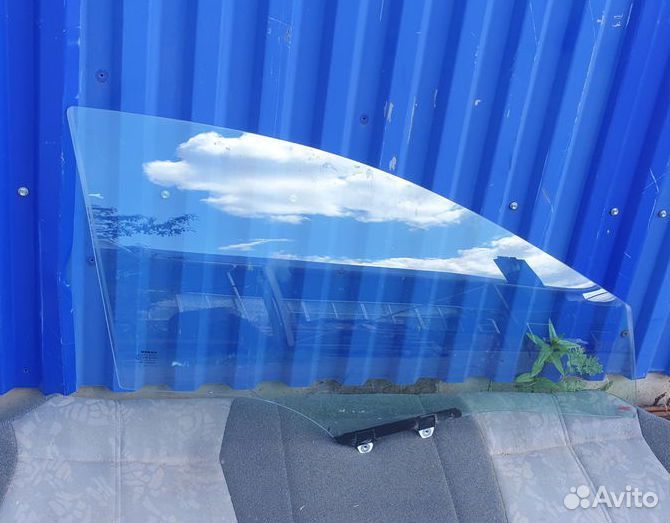 Стекло двери передней правой Хонда Цивик 5 д