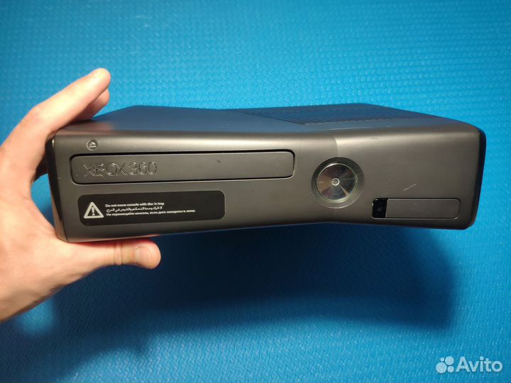 Консоль Xbox 360 S