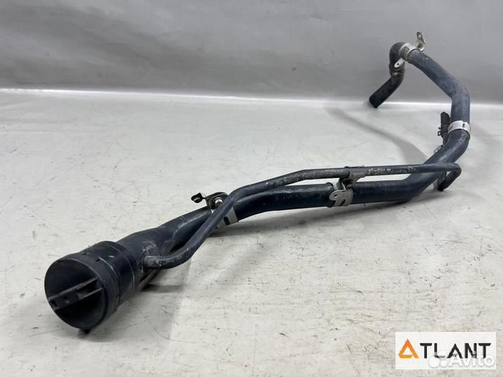 Горловина топливного бака toyota voxy,noah