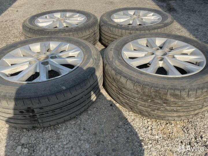 Колеса на toyota camry r16