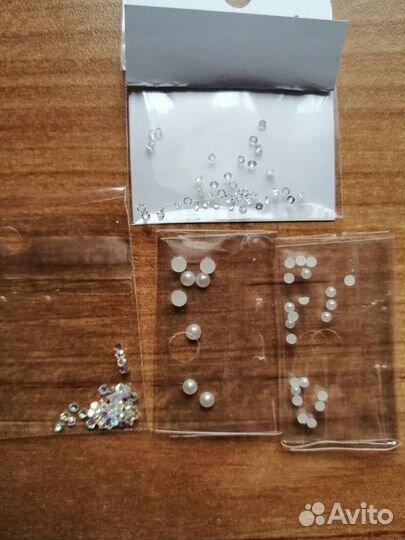 Стразы, втирка, фольга, бульонки