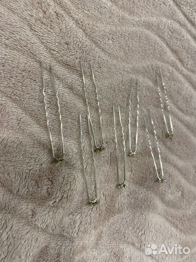 Украшение для волос (невидимки, шпильки, «пучок»)