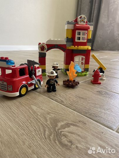 Lego Duplo пожарная станция