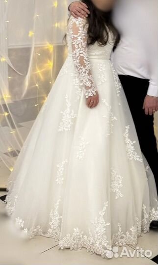 Свадебное платье