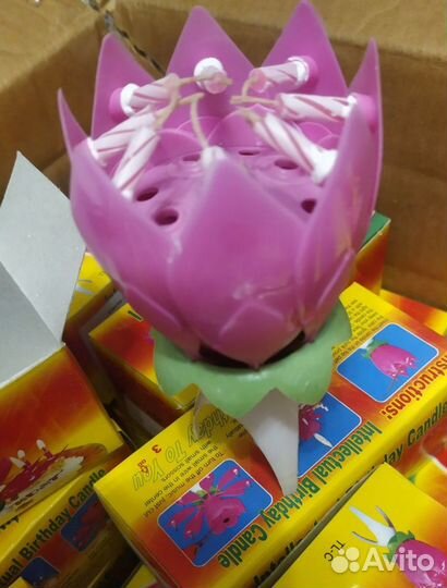 Свеча для торта Лотос