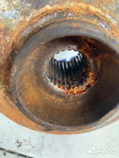 Кулак поворотный передний левый Renault Captur J5