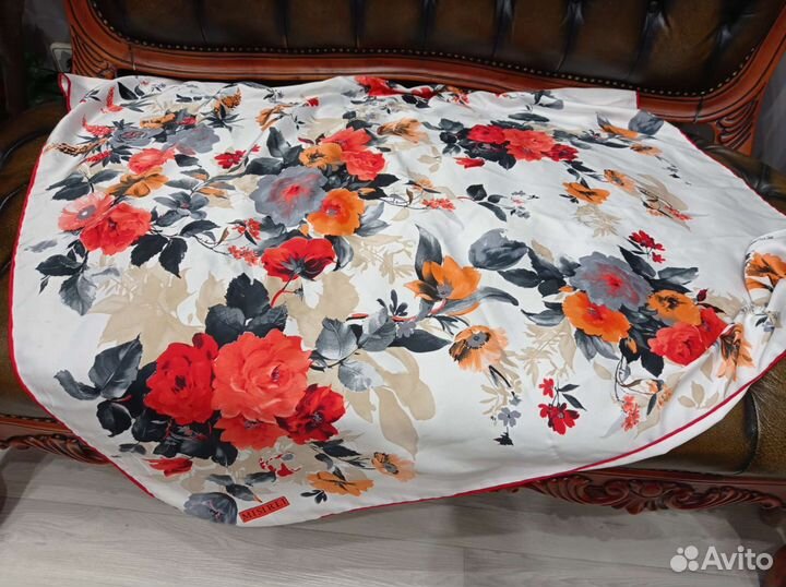 Шелковый платок misirli 95cm,ручной подгиб