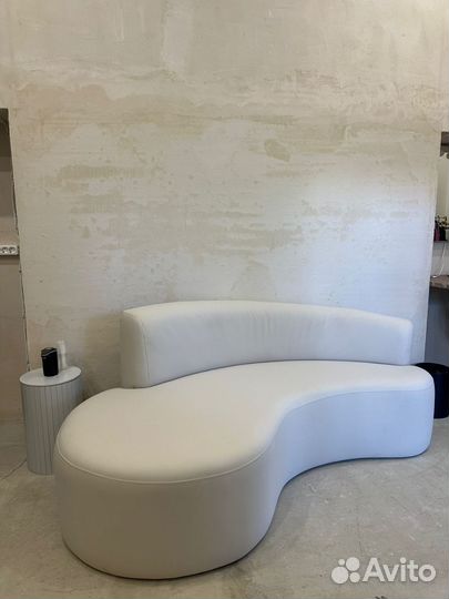 Дизайнерский диван на заказ