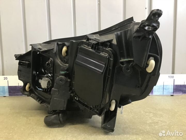 Фара правая Peugeot Expert II 2007