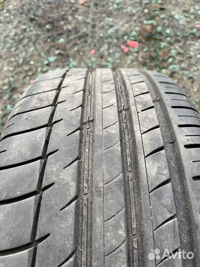 Triangle Sportex TSH11 235/45 R18