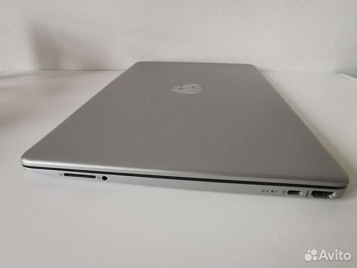 Ноутбук hp 17-by0007ur