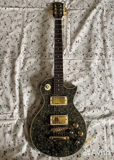 Электро гитара Caraya