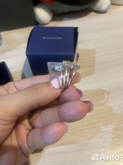 Swarovski кольцо