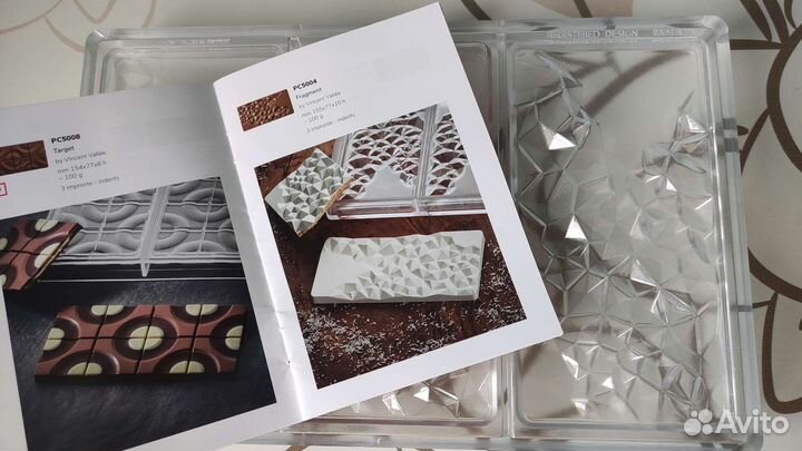 Форма поликарбонатная Pavoni для шоколада