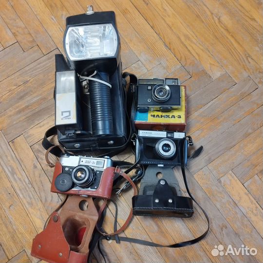 Фотовспышка СССР, фэд 5в, чайка 3, смена symbol