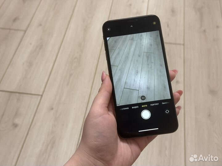 iPhone Xs Max, 64 ГБ