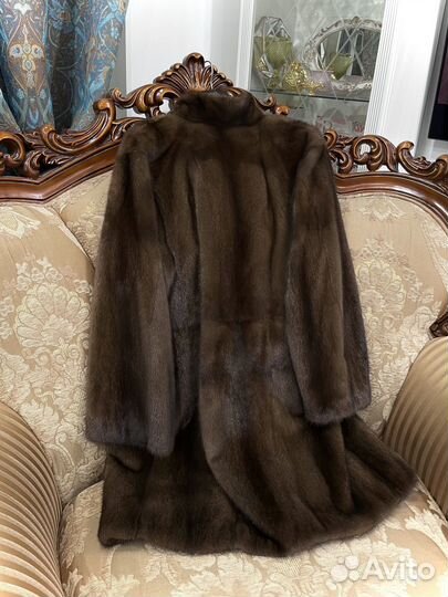 Шуба норковая цвет соболь 48-50 как новая
