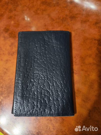 Мужское кожаное портмоне
