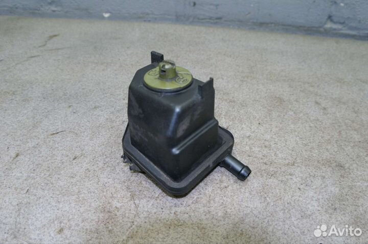 Бачок Skoda Octavia Tour A4 2010 AEE BCA AKL