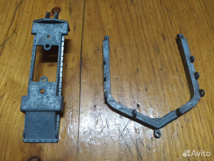 Запчасти модель СССР трактор Т2 тантал Радон