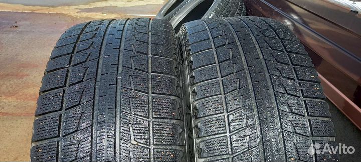 Bridgestone Blizzak Revo2 235/55 R17 103